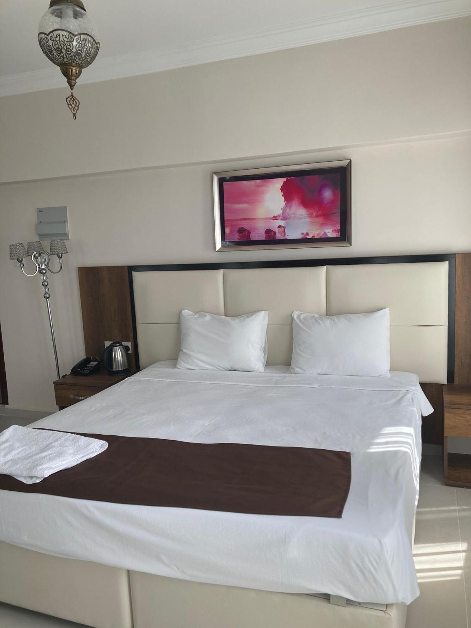 En Kaya Hotel 니코시아 외부 사진